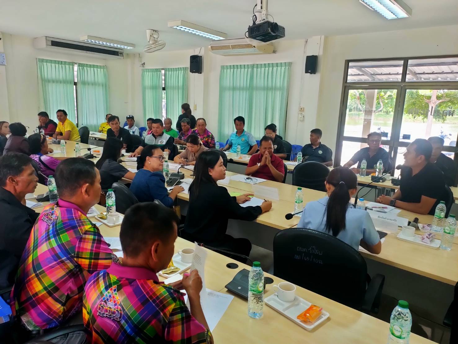 พช.บรบือ >> ร่วมประชุมคณะกรรมการศูนย์ปฏิบัติการป้องกันและปราบปรามยาเสพติดองค์การบริหารส่วนตำบลวังไชย  (ศป.ปส.อบต.วังไชย)