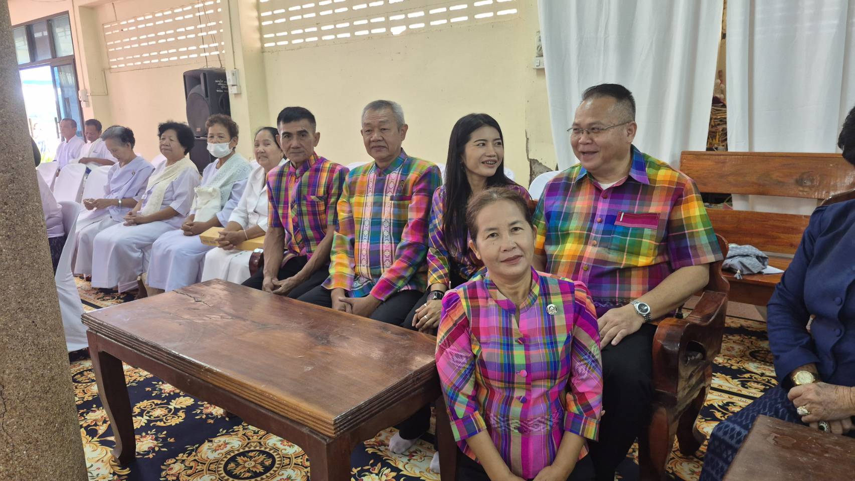 พช.บรบือ>>>ร่วมงานสืบสานวัฒนธรรมประเพณี "บุญทอดเทียนโฮม"