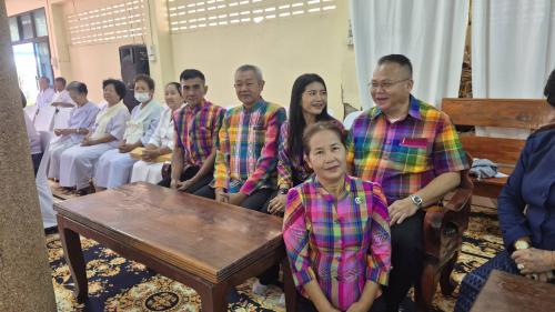 พช.บรบือ>>>ร่วมงานสืบสานวัฒนธรรมประเพณี "บุญทอดเทียนโฮม"